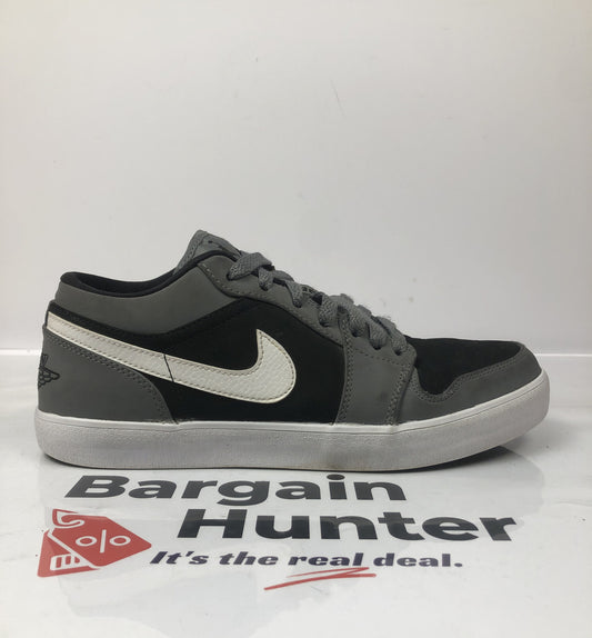 F262 Nike Air Jordan Basket ball sneakers shoes US 8 UK 7 VGC