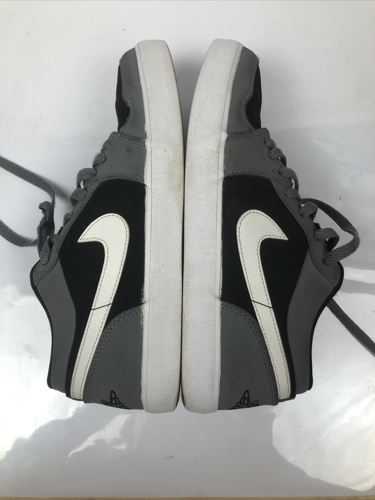F262 Nike Air Jordan Basket ball sneakers shoes US 8 UK 7 VGC