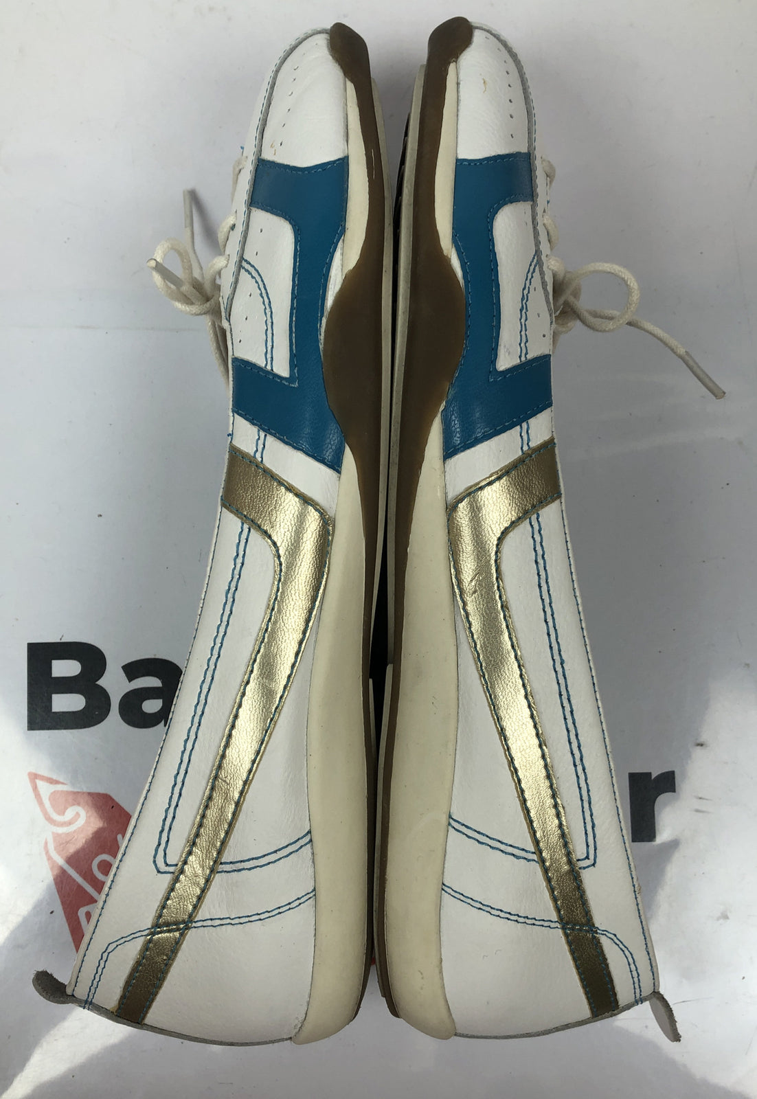 F302 DIANA FERRARI Super Soft White Leather Flats- Size 7 1/2 US- VGC