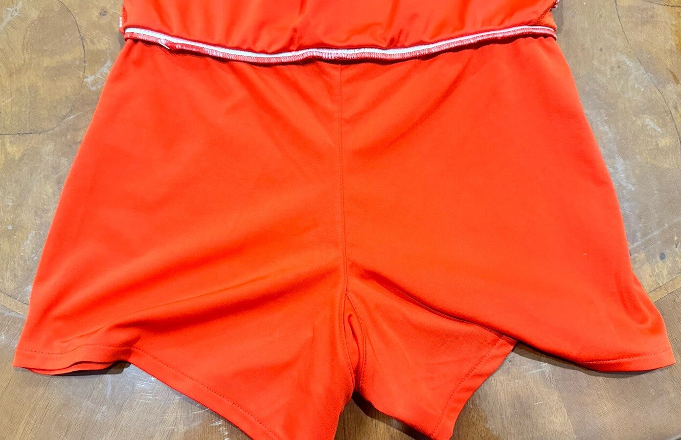 Nike Laddies Sports Orange Shorts Size M In Good Condition F116