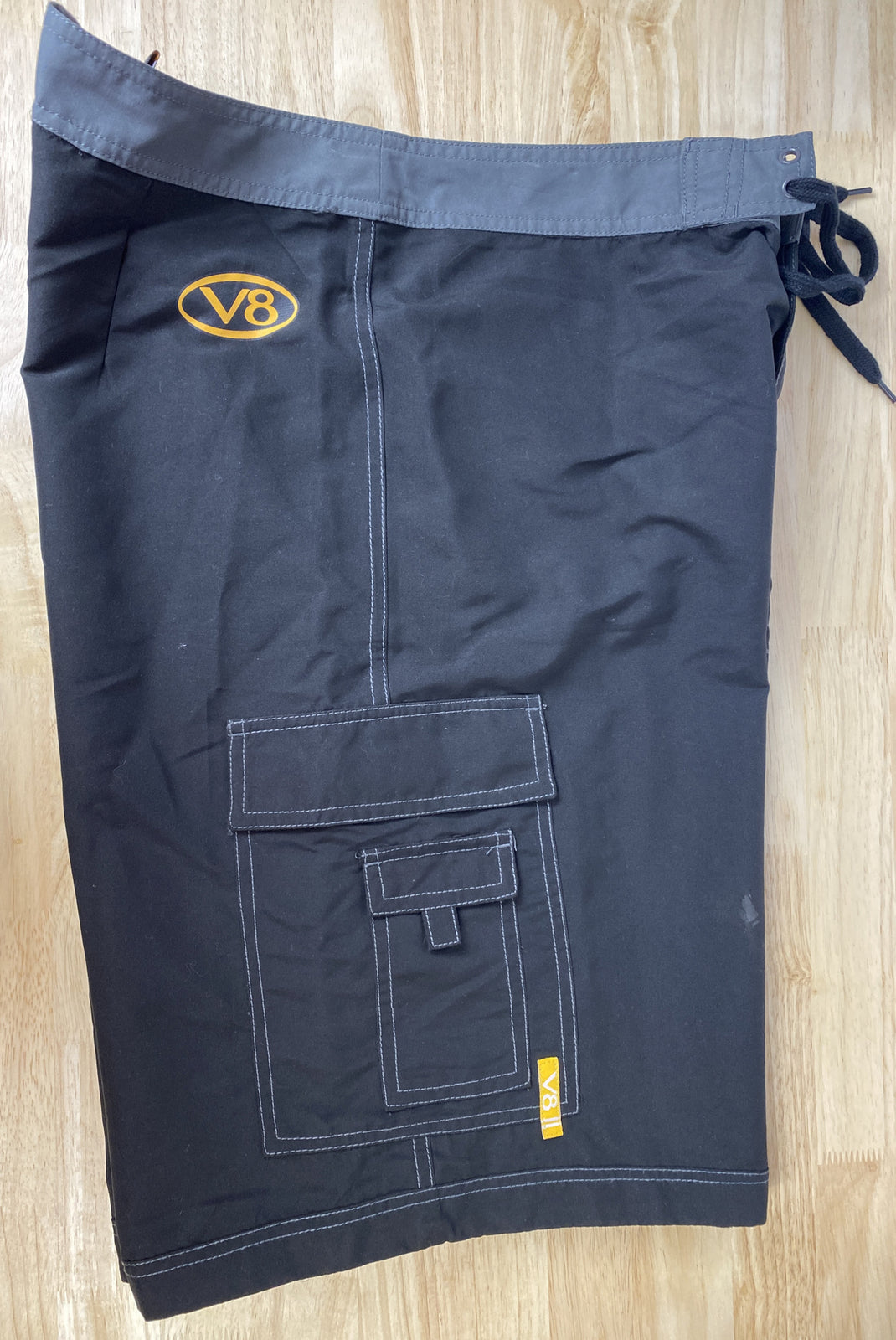 V8 Supercars Racing Offical Merchandise Shorts Size L In Good Condition F157