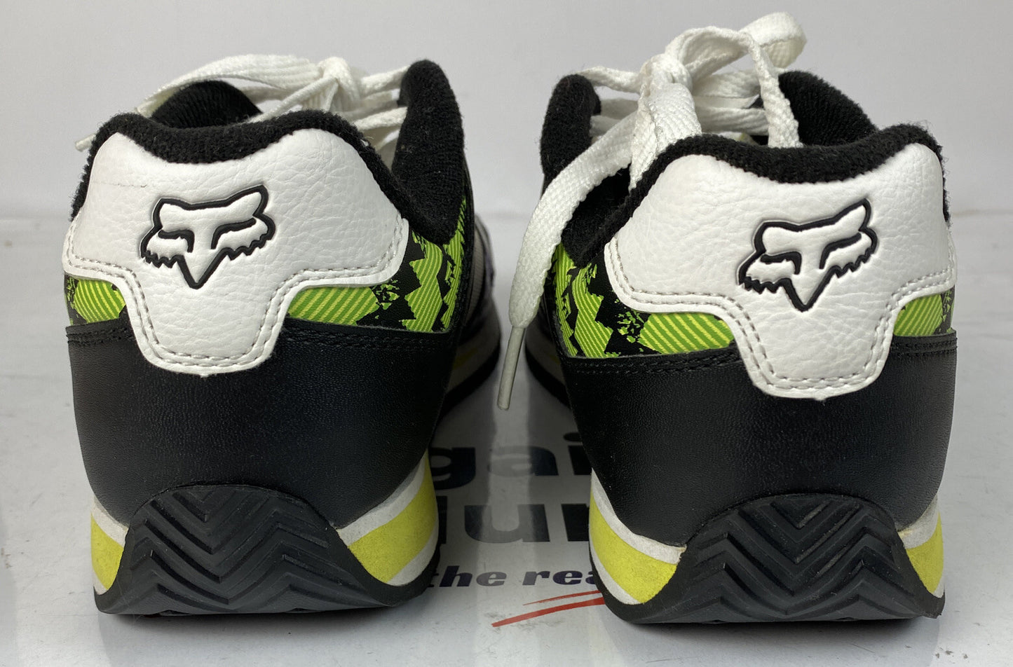 F425 Men's Fox Size US 9 UK 6.5 Shoes In Good Condition