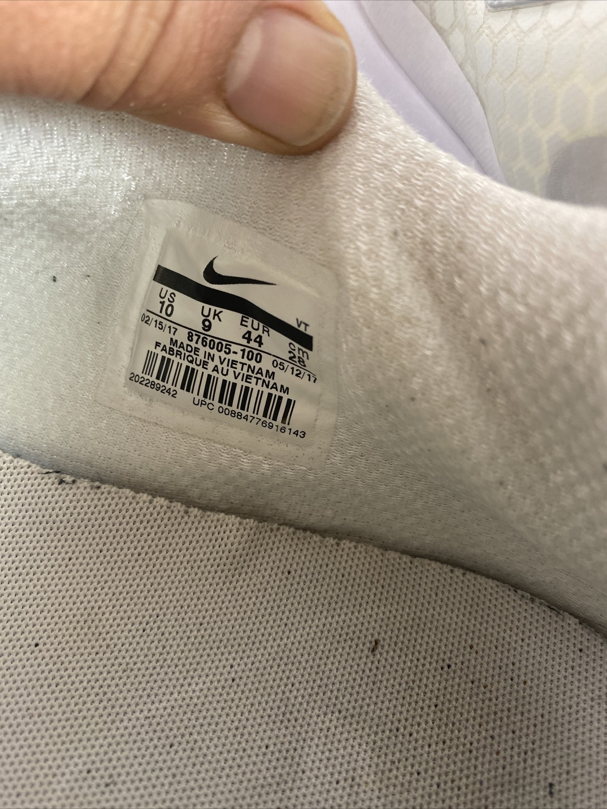 F394 Nike Air Max Shoes US 10 UK 9 In Good Condition