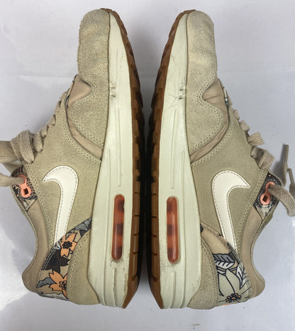 F416 Nike Air Laddies Shoes US 8 UK 5.5 In Good Condition
