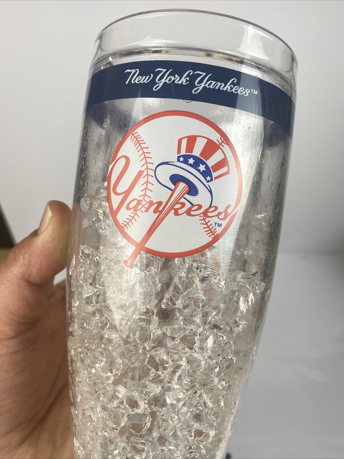 M907 New York Yankees Freezer Mug Drink Glass Cup Collectible In Good Condition