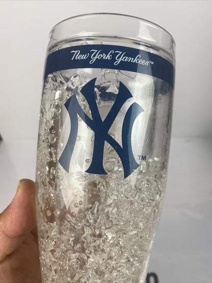 M907 New York Yankees Freezer Mug Drink Glass Cup Collectible In Good Condition