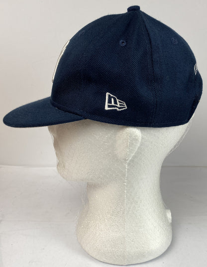 F477 New Yorks Yankees Black Baseball Cap In Good Condition Adjustable Sizing