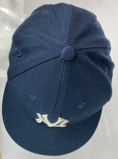 F477 New Yorks Yankees Black Baseball Cap In Good Condition Adjustable Sizing