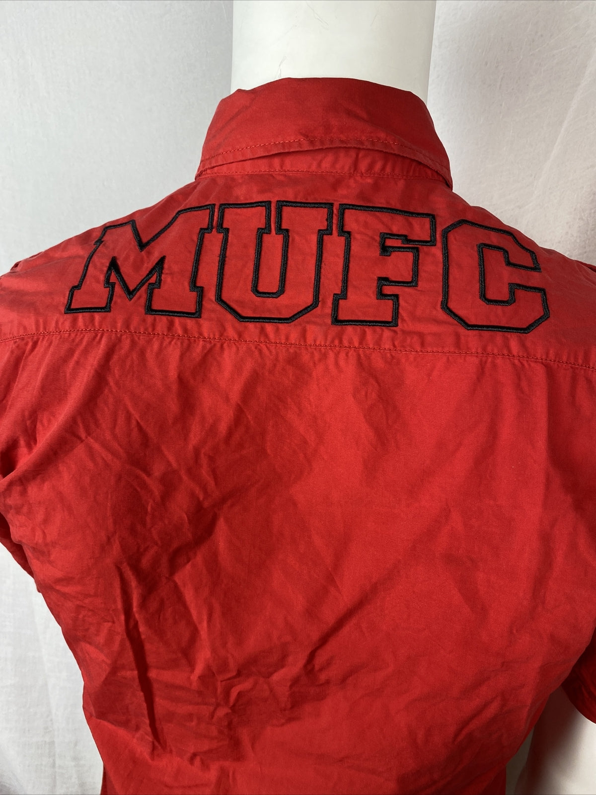 Manchester United Football Club Button Up Short Sleeve Shirt Size Small F470