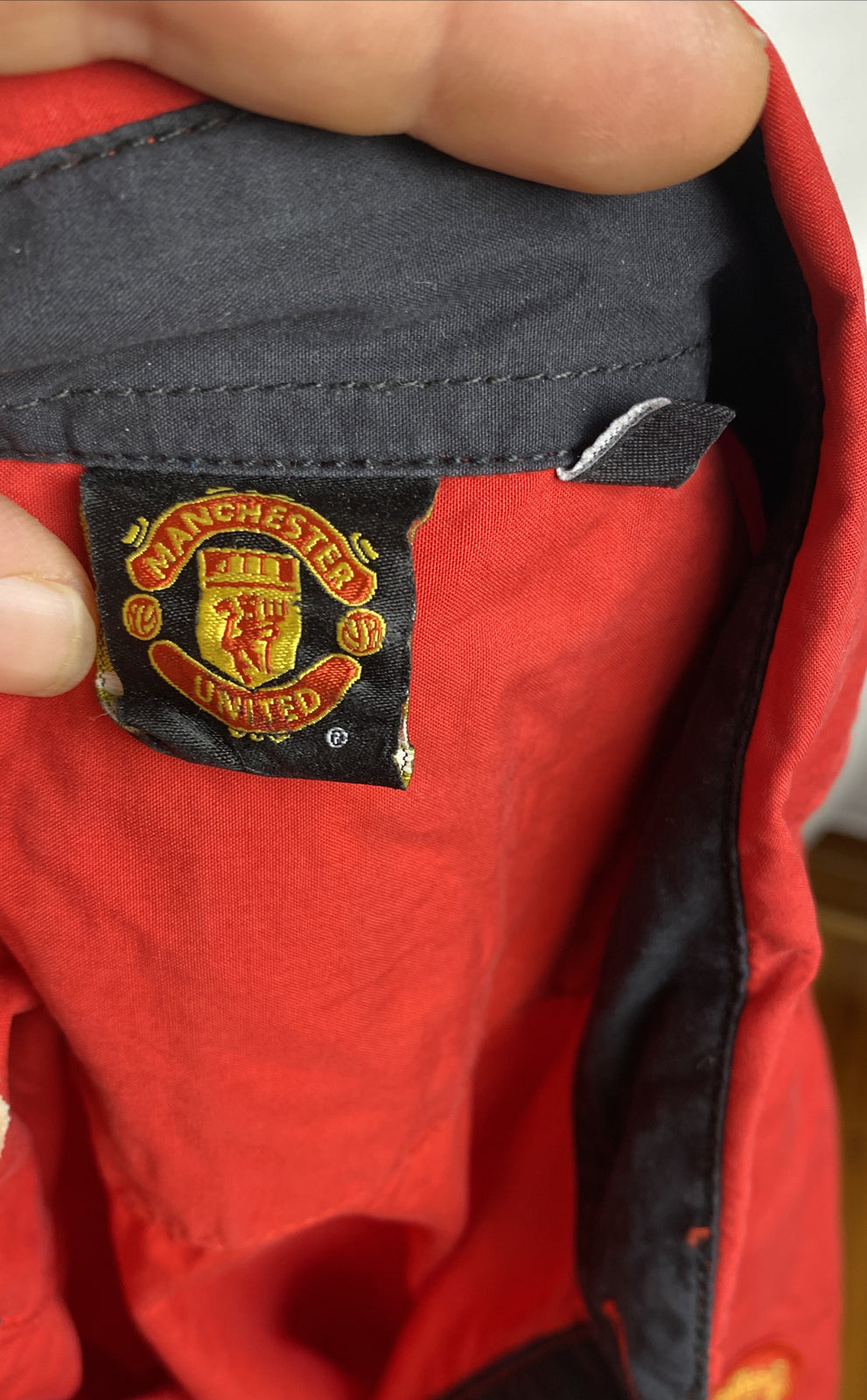 Manchester United Football Club Button Up Short Sleeve Shirt Size Small F470