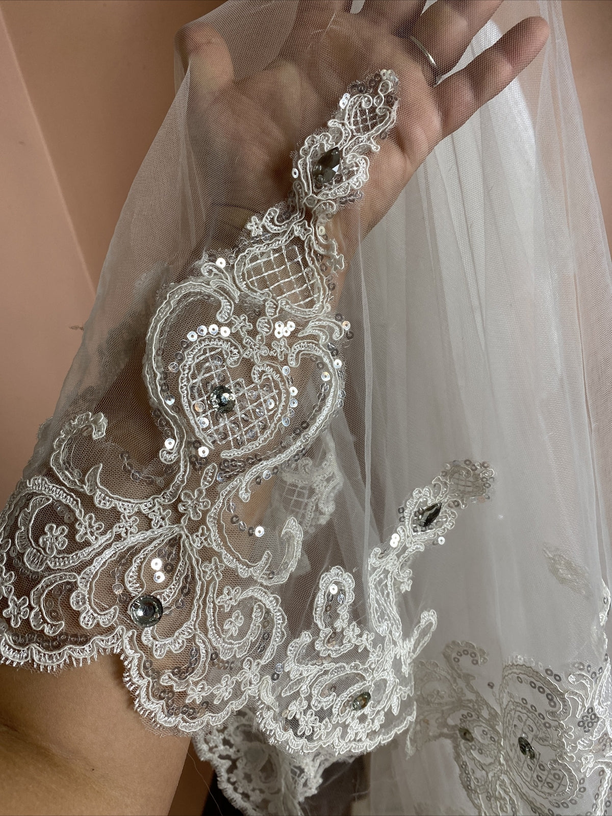 Cathedral Ivory Soft Tull Lace Wedding 3 Meter Veil Two Tier Appliqued In VGC