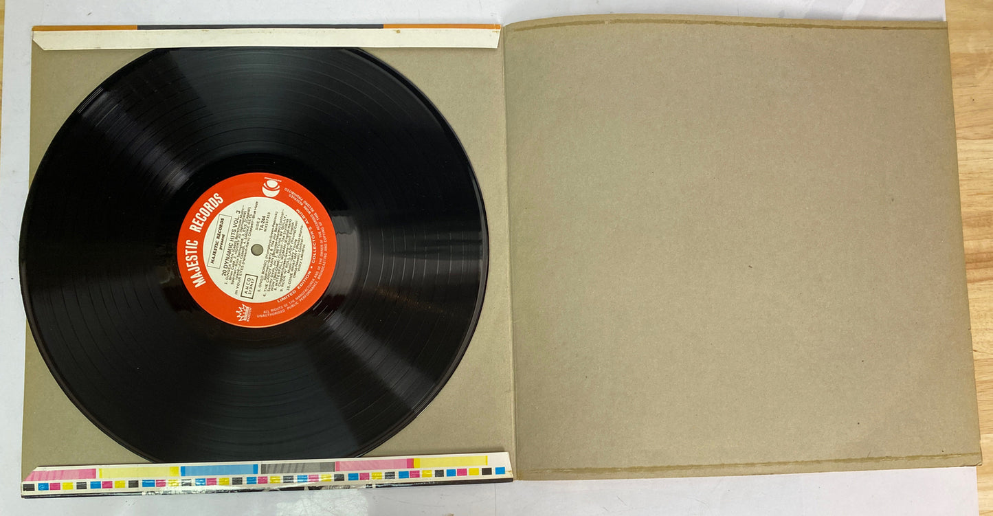 20 Dynamic Hits Original Hits Original Stars Vol.3 Vinyl Record In VGC 2992