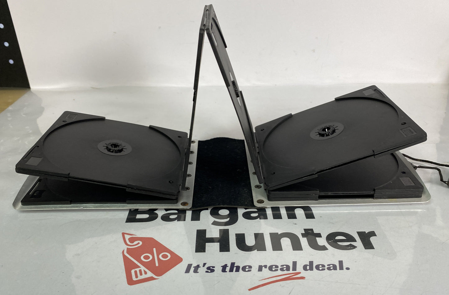 Nissan Metal 10 CD carry Case In Good Condition 2747