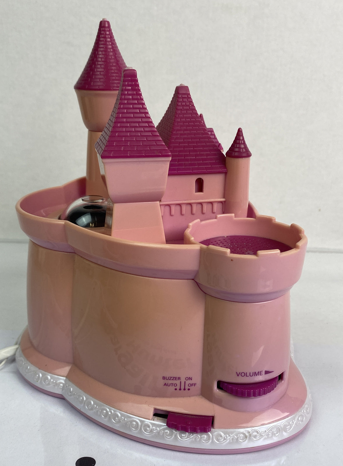 Disney Princess Alarm AM/FM Clock Radio Pink Castle Tested Working 3179