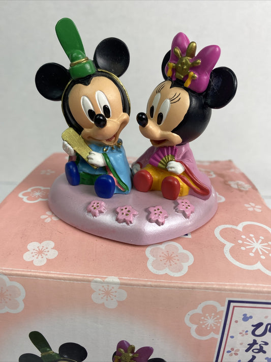 TOKYO DISNEY Resort Mickey Minnie Figure 2012 In Good Condition 2918