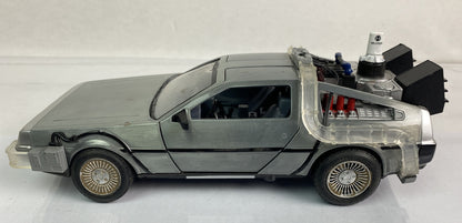 JADA BACK TO THE FUTURE TIME MACHINE LIGHT UP LIGHTS DIE-CAST 1/24 SCALE In VGC