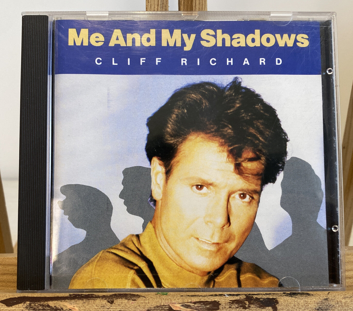 Me And My Shadows Cliff Richard Music CD In Good Condition 4139