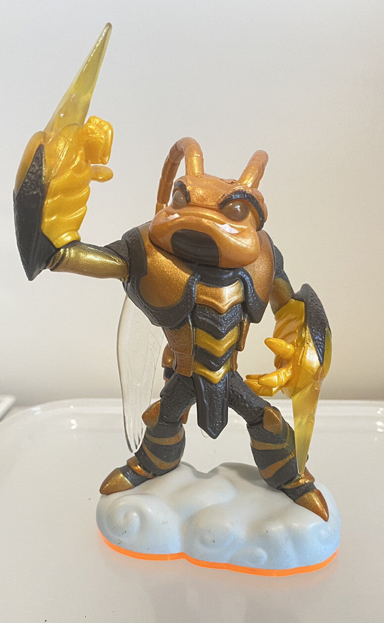 SWARM - SKYLANDERS GIANTS | MODEL NO 84525888 In Good Condition