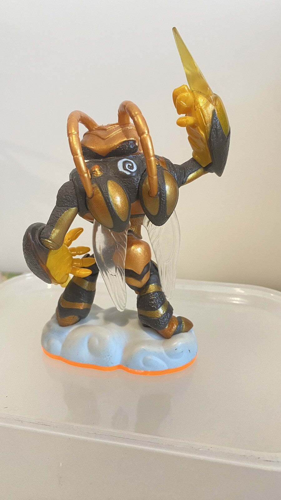 SWARM - SKYLANDERS GIANTS | MODEL NO 84525888 In Good Condition