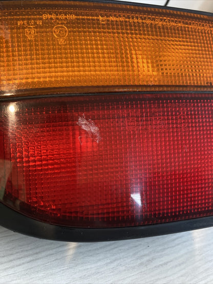 4068 Nissan 240sx / 180sx / S13 REAR RIGHT HAND Hatchback OEM Tail light plastic