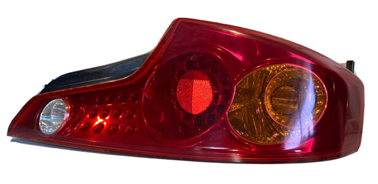 4060 Nissan Skyline V35 Coupe REAR RIGHT HAND Tail Light INFINITI G35 SEDAN 0506