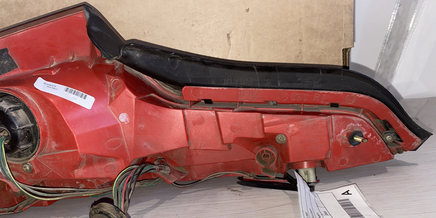 4060 Nissan Skyline V35 Coupe REAR RIGHT HAND Tail Light INFINITI G35 SEDAN 0506