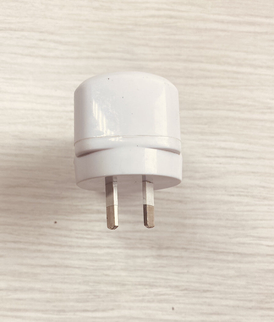 Hub AC2A16 USB Power Supply 1.0A / 2.1A 240v AU Plug In Good Condition 3118