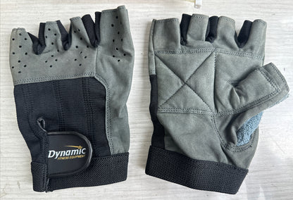 Gym Dynamic Glove Pair- Black Size - XL New Old Stock