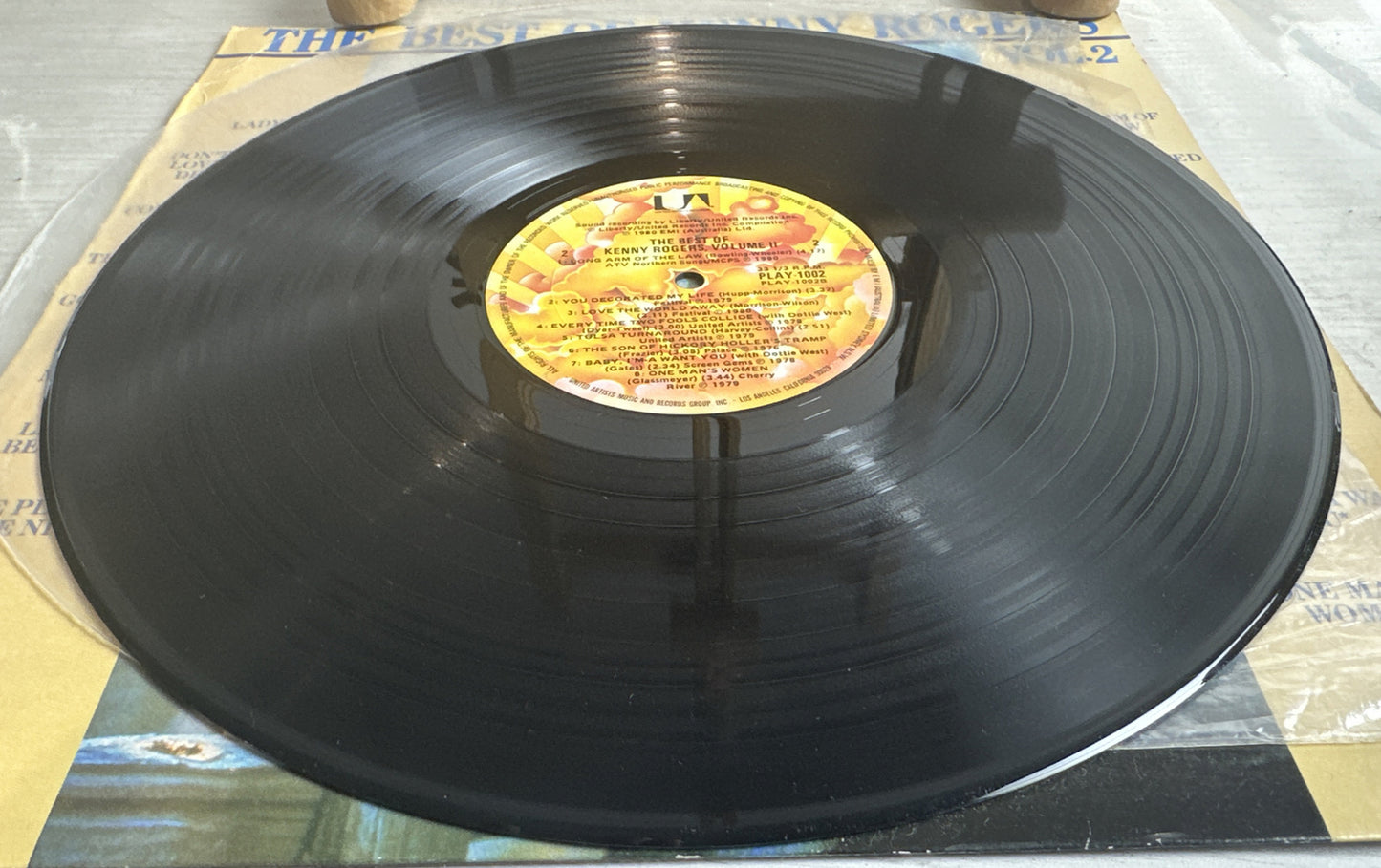 Kenny Rogers - The Best Of Australia - Vinyl Record - In VGC 4490