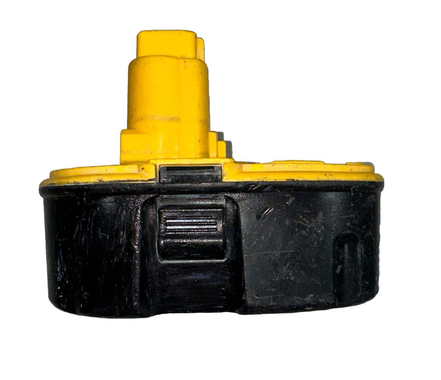 Dewalt 18V Nickel-Cadmium (NiCd) Battery DC9096 SOLD AS PARTS ONLY 4927