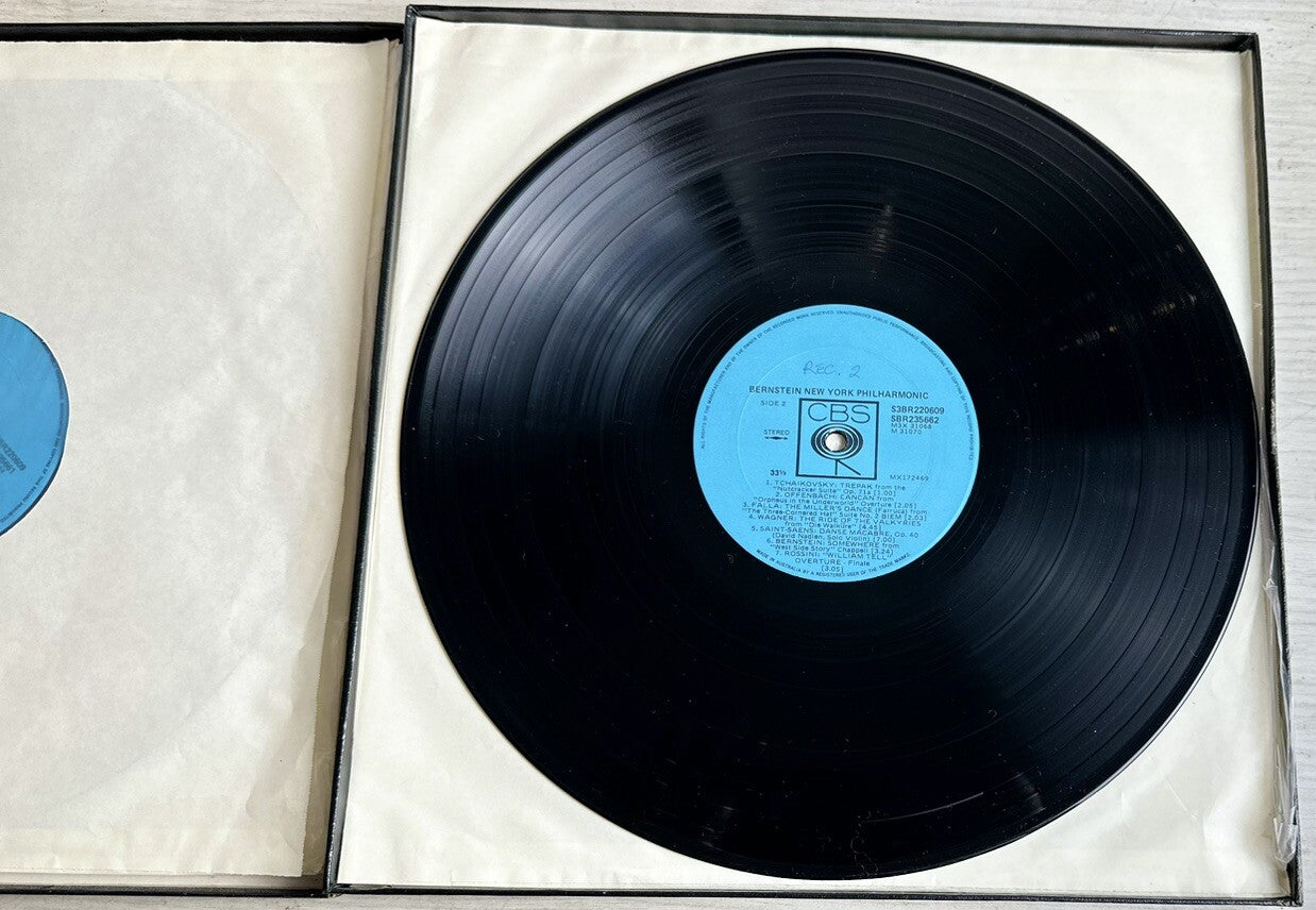 Bernstein - New York Philharmonic - Vinyl Record In Good Condition