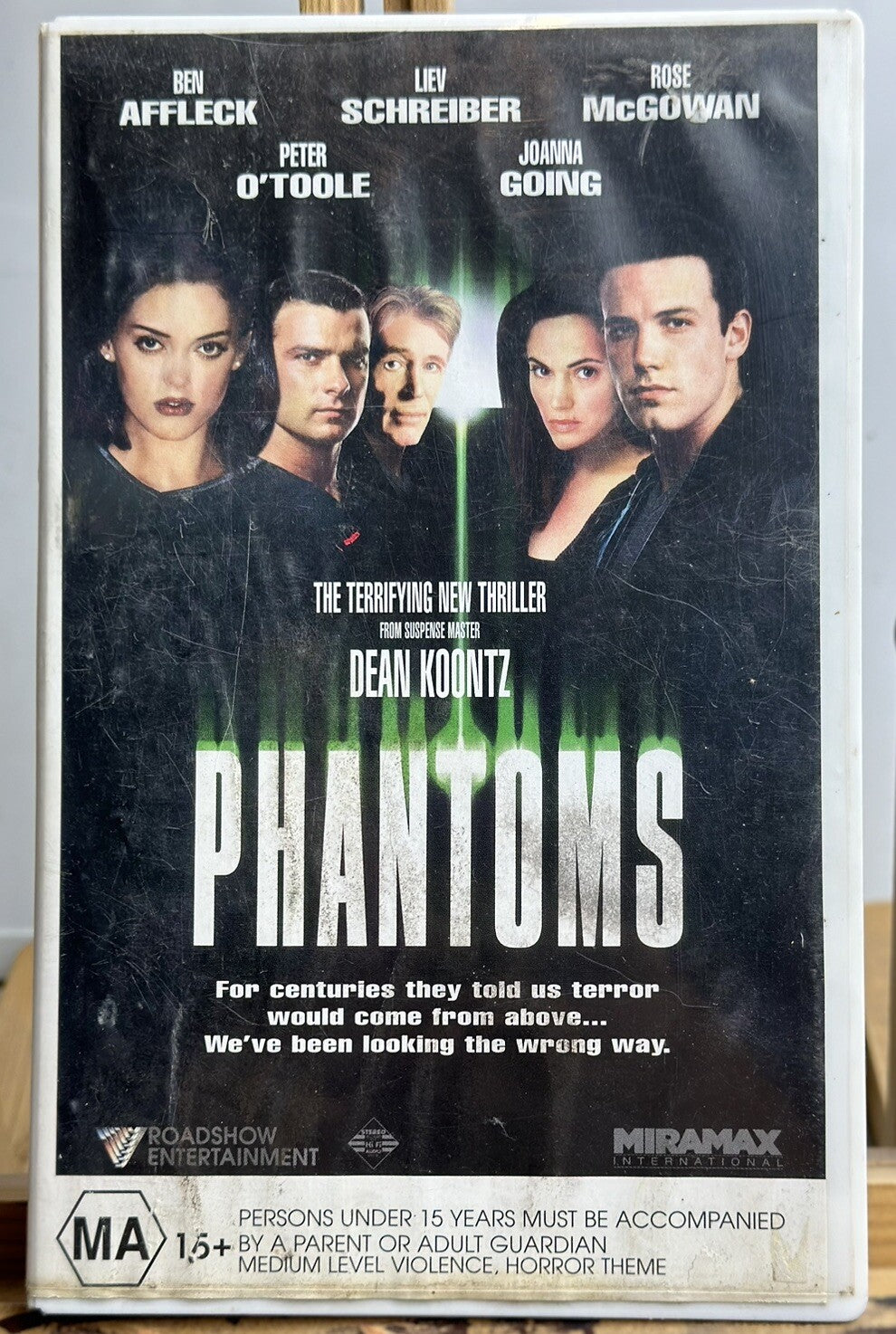 Phantoms - Ex-Rental VHS - In OK Condition - 4941