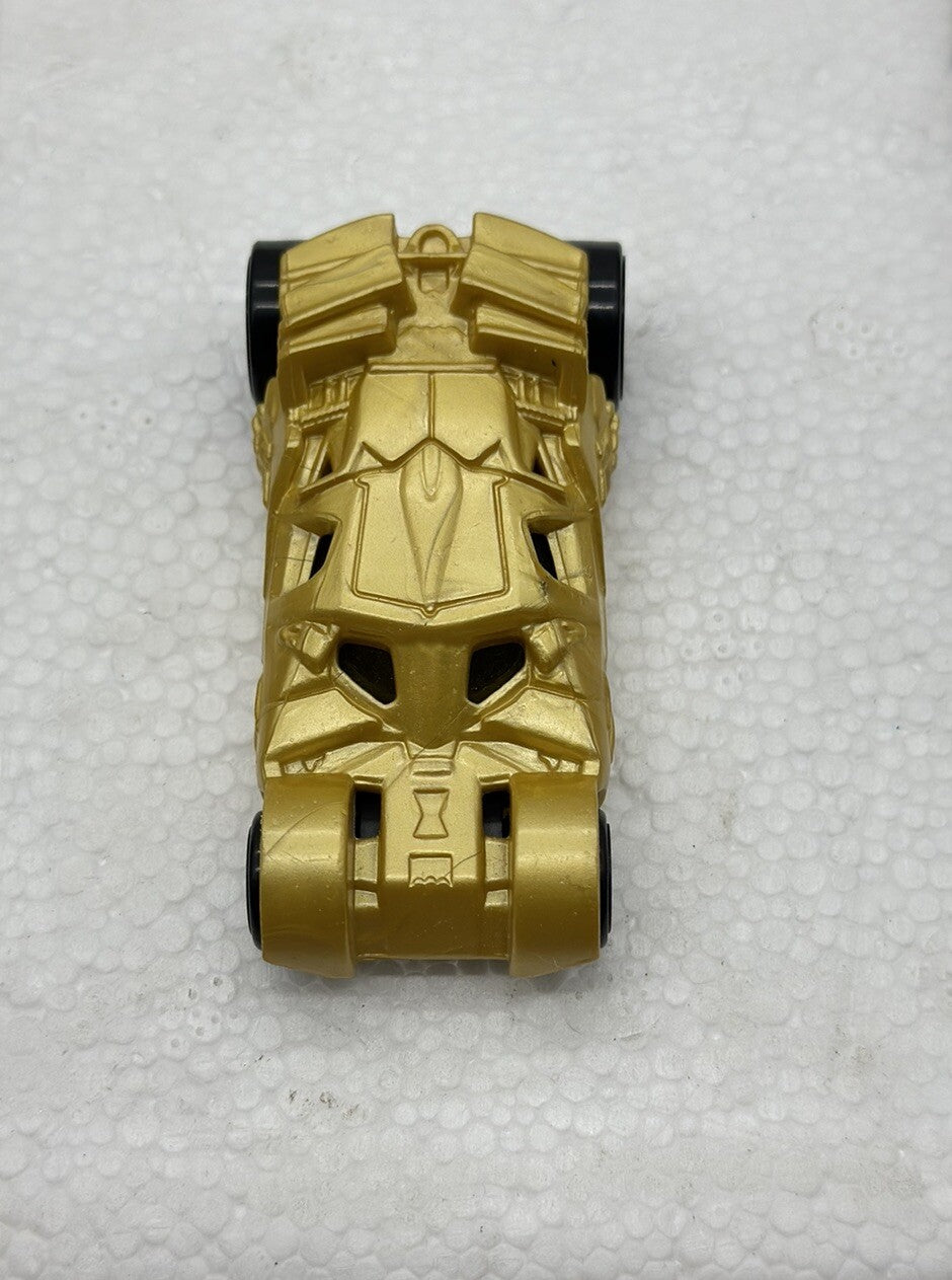 Hot Wheels DC Comics Dark Knight Batman Gold Batmobile Car S15 R9865 1/64 Scale