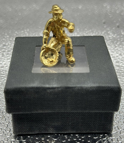 Gold Panner 22k Gold Plated Figure Made In Australia KFGF88130 In VGC 4798