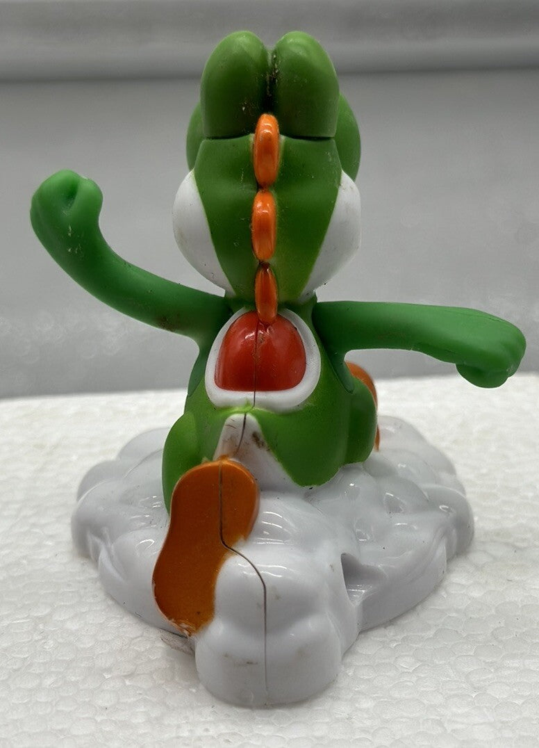 Super Mario Bros. Yoshi Toy Figure, McDonalds 2018 Happy Meal x Nintendo 4776