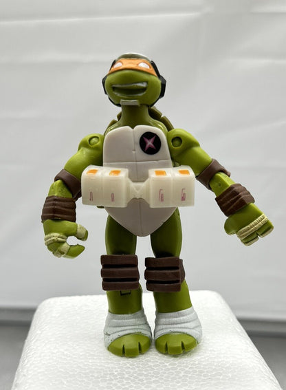 2013 TMNT Ninja Turtles DIMENSION X Fugitoid Ship Michelangelo Figure 11 cm 5094