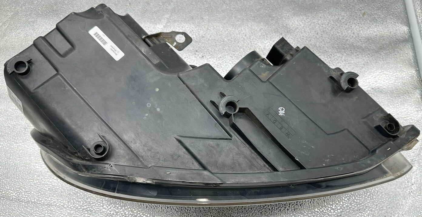 VOLKSWAGEN VW GOLF MK6 2010-2014 HATCHBACK HEADLIGHT RIGHT PASSENGER SIDE 5817