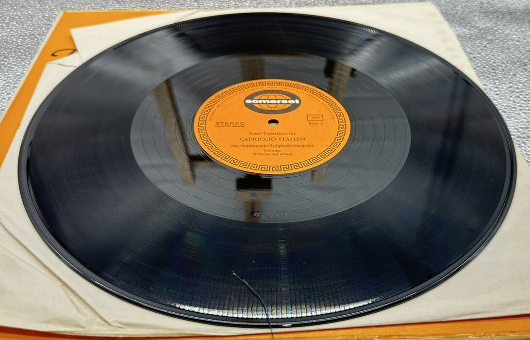 Ravel Bolero Tchaikovsky Capriccio Italien - Vinyl Record In Good Condition