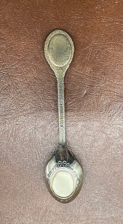 Souvenir Spoon Perth Western Australia , silver plated, Collectors In OK Cond