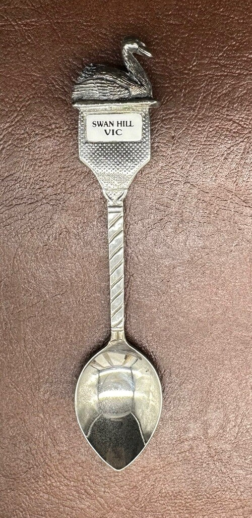 Souvenir Spoon Swan Hill Victoria , silver plated, Collectors In OK Cond