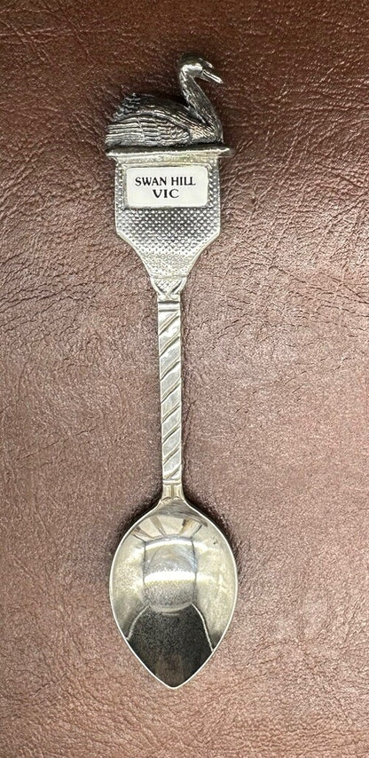 Souvenir Spoon Swan Hill Victoria , silver plated, Collectors In OK Cond