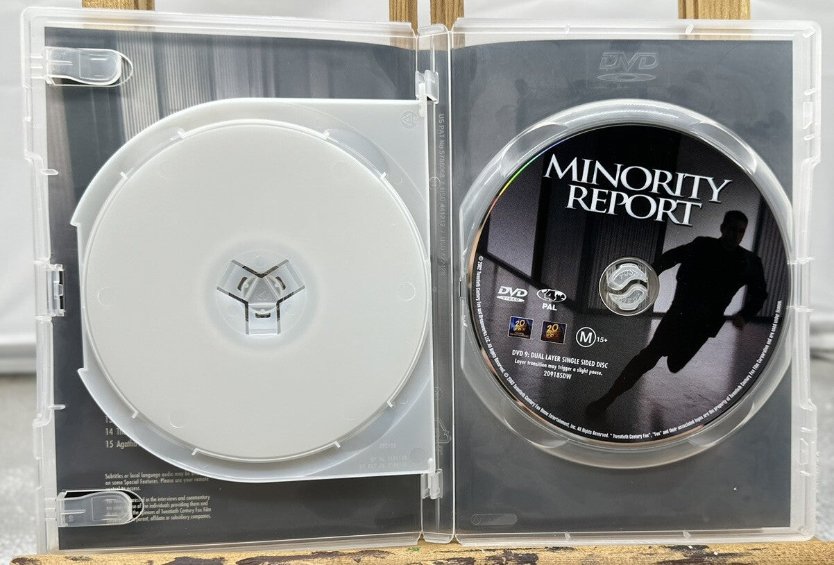 Minority Report Special Edition 2 Disc Starring Tom Cruise DVD In Good Condition