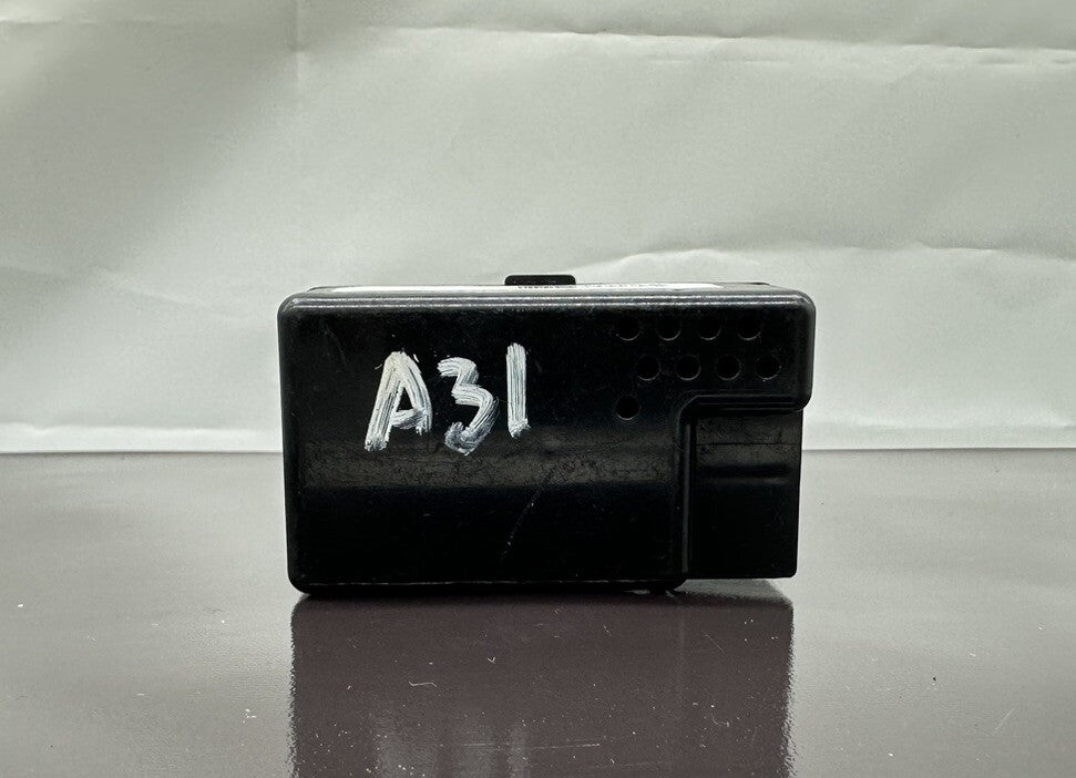 Nissan A31 Cefiro 88-94 Module LIZ (5891)