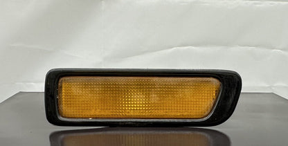 Nissan Skyline R33 Guard Indicator RHS Plastic In OK Condition 5927
