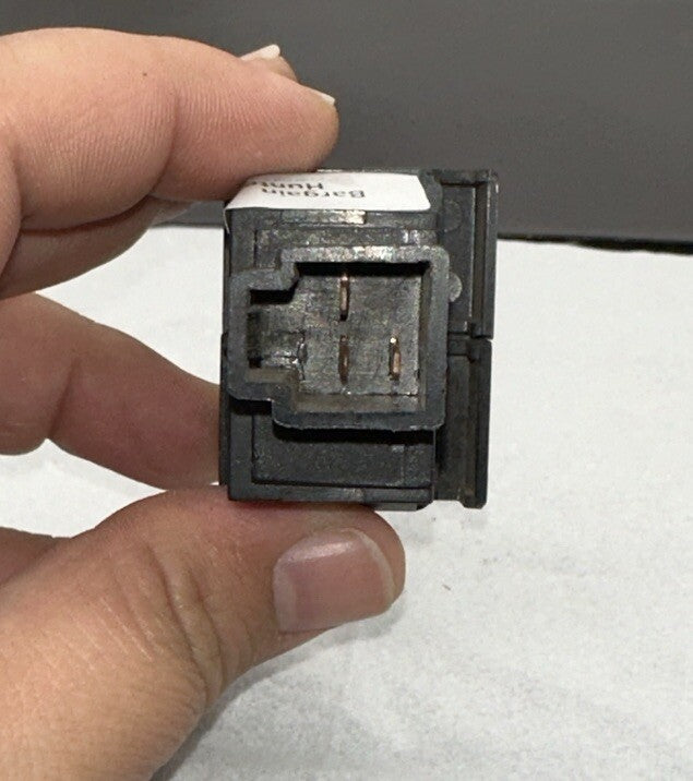 Nissan Skyline Pintara R31 Cruise Control ON/OFF 5929
