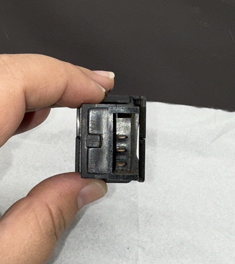 Nissan Skyline Pintara R31 Dimmer Switch 5930