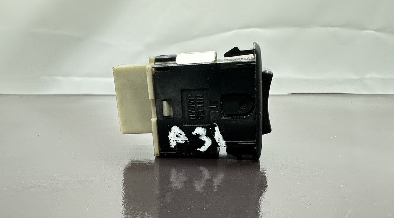 NISSAN Cefiro A31 Automatic Power Switch 5889/5890