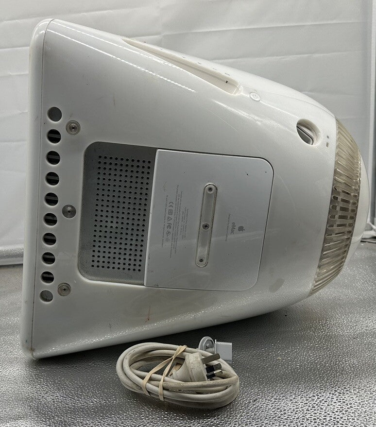 Vintage Apple All-in-One PC eMac A1002 1.42GHz 512MB DDR 80GB HDD 17.0" 4997