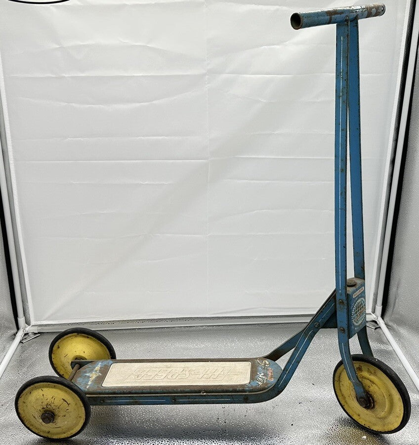 Vintage 1950's Hi-Speed Scooter by Pilgrim In Good Condition
