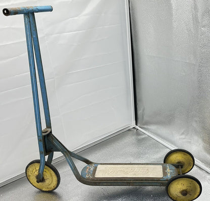 Vintage 1950's Hi-Speed Scooter by Pilgrim In Good Condition